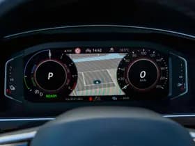 Volkswagen Tiguan thumbnail 5