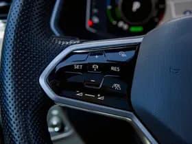 Volkswagen Tiguan thumbnail 6