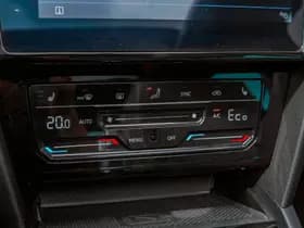 Volkswagen Passat thumbnail 17