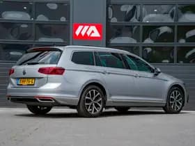 Volkswagen Passat thumbnail 4