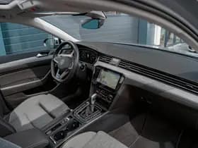 Volkswagen Passat thumbnail 31