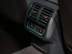 Volkswagen Passat thumbnail 34