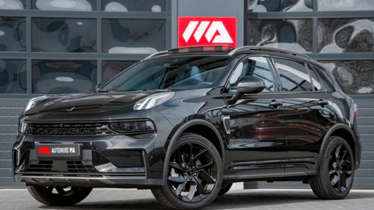 Lynk & Co 01 — foto 1