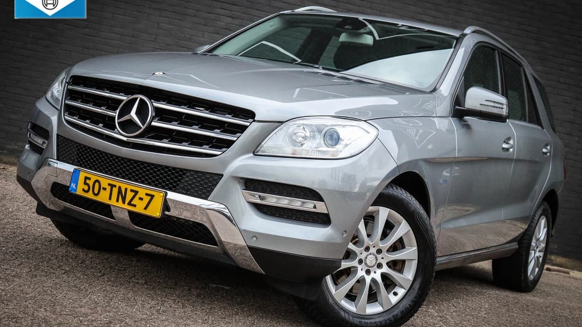 Mercedes-Benz M-Klasse 350 Van 20.950,- NU 18.950,- ! — foto 1