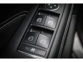 Mercedes-Benz M-Klasse 350 Van 20.950,- NU 18.950,- ! thumbnail 12