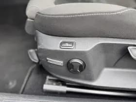 Volkswagen Golf 1.5 TSI Comfortline Business thumbnail 6