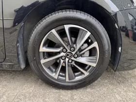 Lexus CT 200h Business Launch Edition thumbnail 13