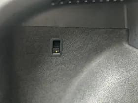 SEAT Leon 1.5 eTSI FR Launch Edition thumbnail 24