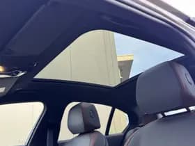 BMW 5 Serie 550e xDrive thumbnail 23