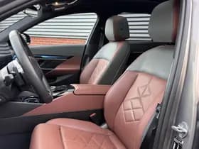 BMW 5 Serie 550e xDrive thumbnail 4