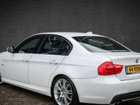 BMW 3 Serie 325i Business Line M Sport Net binnen - Nu al te bezichtigen thumbnail 13