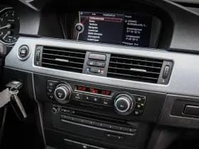 BMW 3 Serie 325i Business Line M Sport Net binnen - Nu al te bezichtigen thumbnail 9