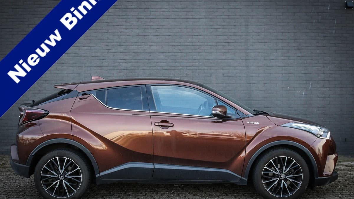 Toyota C-HR 1.8 Hybrid Executive Net binnen - Nu al te bezichtigen — foto 1