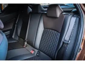 Toyota C-HR thumbnail 14