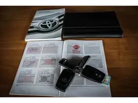 Toyota C-HR thumbnail 21