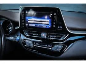 Toyota C-HR thumbnail 5