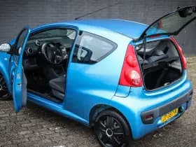 Peugeot 107 1.0-12V XS Net binnen - Nu al te bezichtigen thumbnail 3