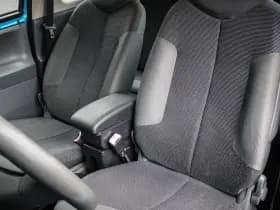 Peugeot 107 1.0-12V XS Net binnen - Nu al te bezichtigen thumbnail 6