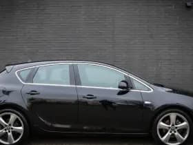 Opel Astra 1.6 Turbo Sport Xenon/Navi/Airco/180 PK thumbnail 2