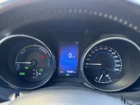 Toyota Auris Touring Sports 1.8 Hybrid Executive thumbnail 12