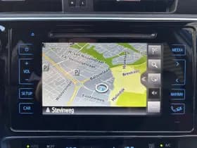 Toyota Auris Touring Sports 1.8 Hybrid Executive thumbnail 15