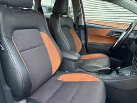 Toyota Auris Touring Sports 1.8 Hybrid Executive thumbnail 5