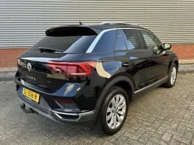 Volkswagen T-Roc 1.5 TSI Sport thumbnail 4