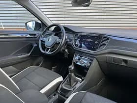 Volkswagen T-Roc 1.5 TSI Sport thumbnail 5
