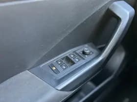 Volkswagen T-Roc 1.5 TSI Sport thumbnail 8