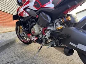 Ducati Streetfighter V4 S thumbnail 11