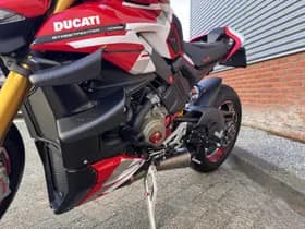 Ducati Streetfighter V4 S thumbnail 3