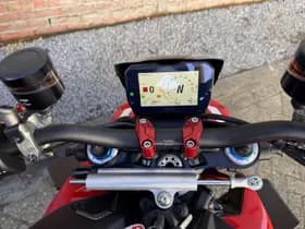 Ducati Streetfighter V4 S thumbnail 8