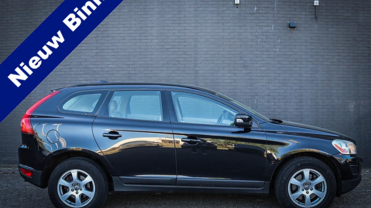 Volvo XC60 — foto 1