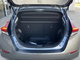 Nissan Leaf Tekna 40 kWh thumbnail 19