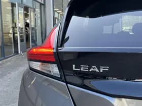 Nissan Leaf Tekna 40 kWh thumbnail 44