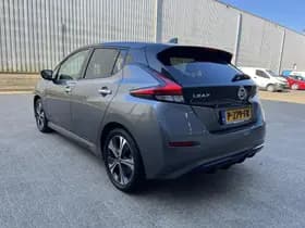 Nissan Leaf Tekna 40 kWh thumbnail 58