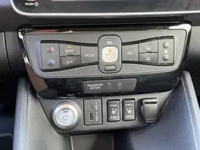 Nissan Leaf Tekna 40 kWh thumbnail 65