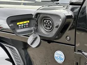 Jeep Wrangler Unlimited 4xe 380 Sahara thumbnail 24