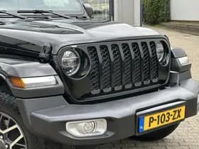 Jeep Wrangler Unlimited 4xe 380 Sahara thumbnail 35