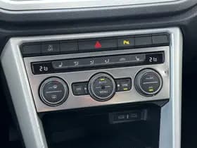 Volkswagen T-Roc Cabrio 1.0 TSI Style R-Line thumbnail 54