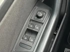 Volkswagen T-Roc Cabrio 1.0 TSI Style R-Line thumbnail 61