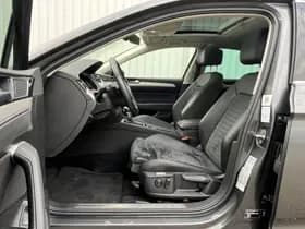 Volkswagen Passat 1.4 TSI GTE Connected Series Plus thumbnail 17