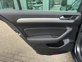 Volkswagen Passat 1.4 TSI GTE Connected Series Plus thumbnail 21