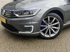 Volkswagen Passat 1.4 TSI GTE Connected Series Plus thumbnail 37
