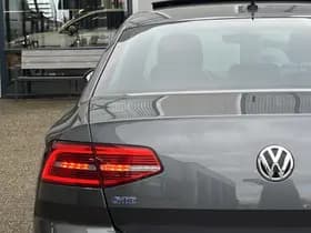 Volkswagen Passat 1.4 TSI GTE Connected Series Plus thumbnail 46