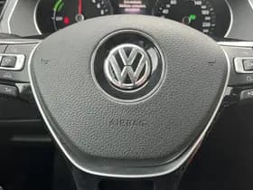 Volkswagen Passat 1.4 TSI GTE Connected Series Plus thumbnail 58