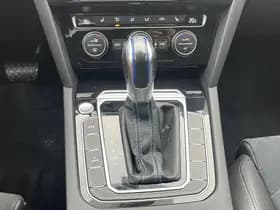 Volkswagen Passat 1.4 TSI GTE Connected Series Plus thumbnail 68