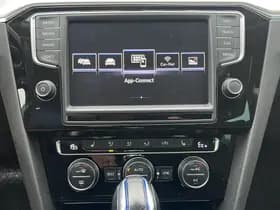 Volkswagen Passat 1.4 TSI GTE Connected Series Plus thumbnail 86