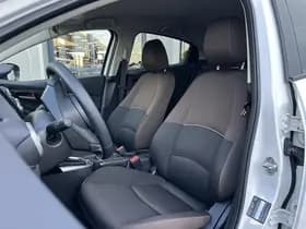 Mazda 2 1.5 Skyactiv-G Luxury thumbnail 15