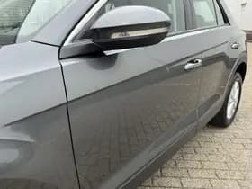 Volkswagen T-Roc 1.0 TSI Life thumbnail 41